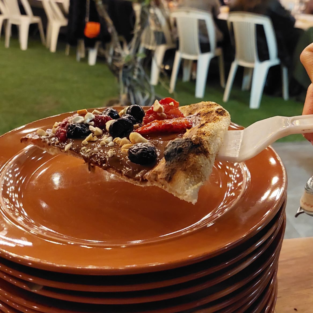 PIZZA NUTELLA FRUTOS ROJOS