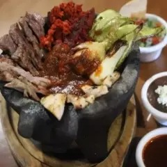 Molcajete Amigo
