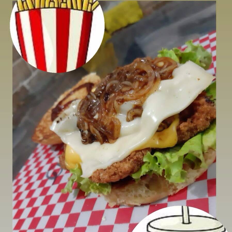 Combo-Burguer Chicken + Papas + Gasesosa