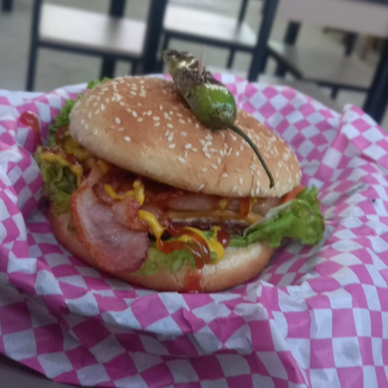 BURGUER TOCINO