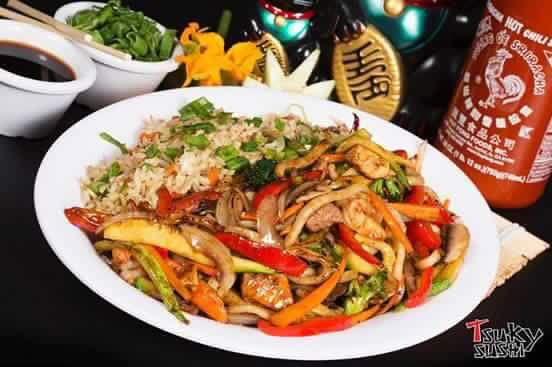 Yakiudon con Pollo