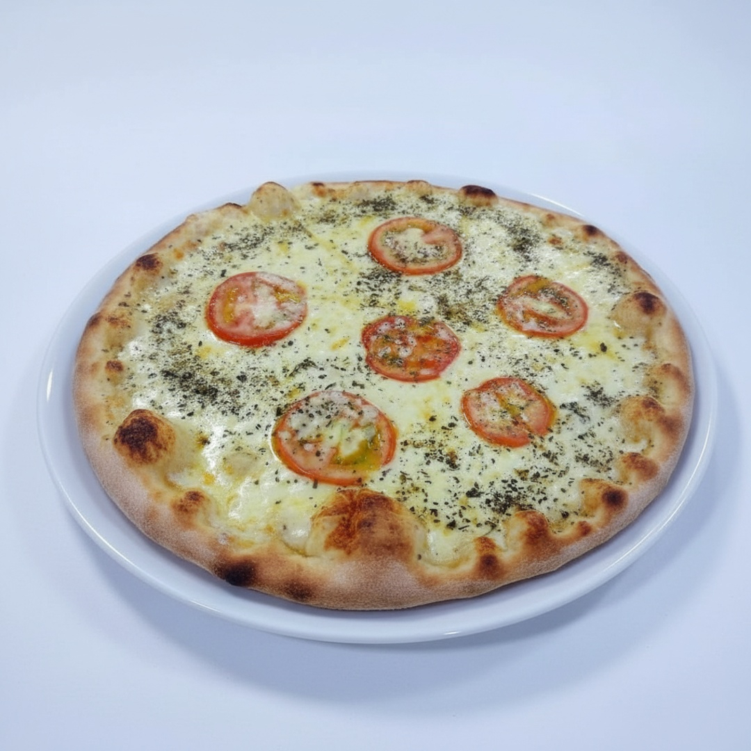 Muçarela, tomate, parmesão e manjericão