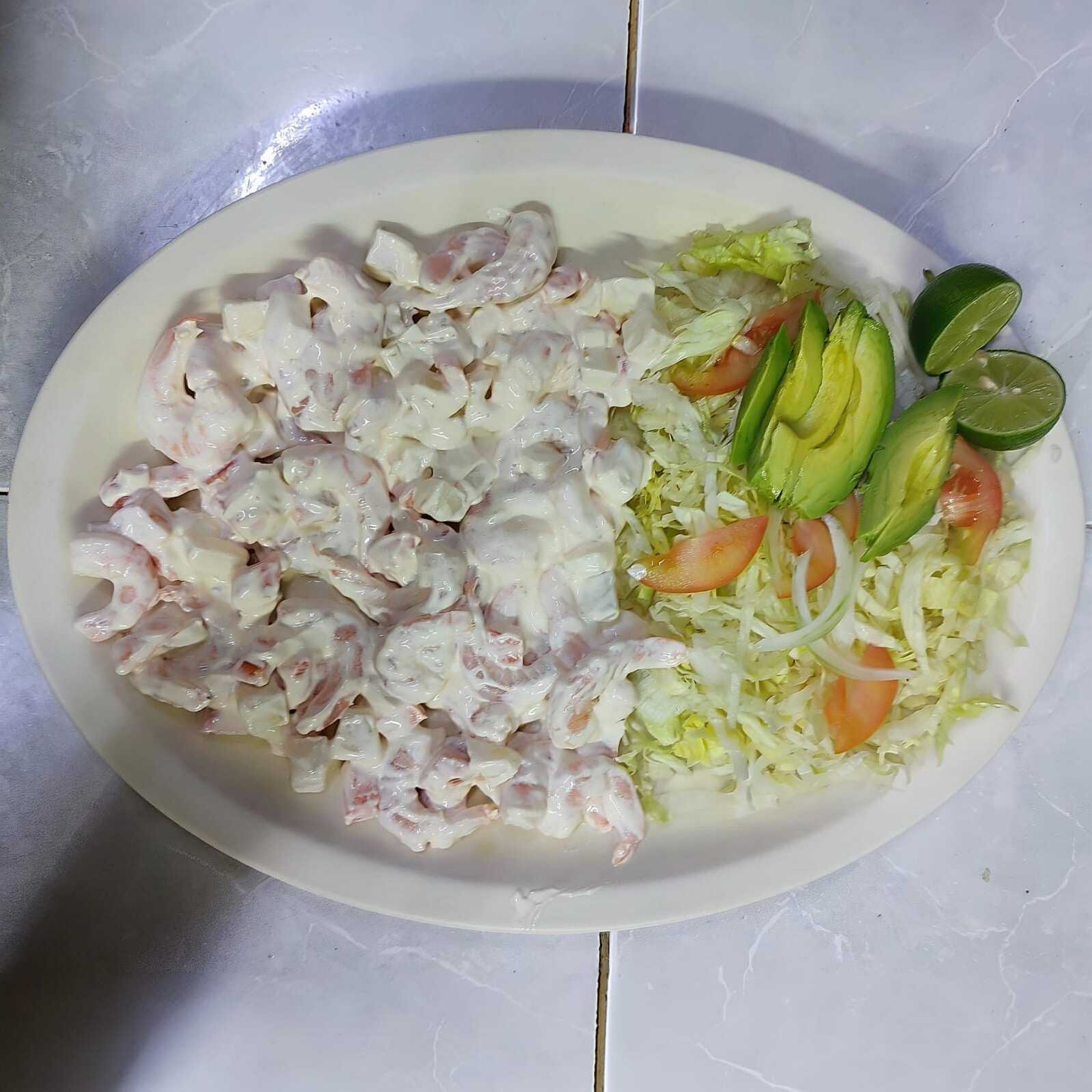 Ensalada de Camarones