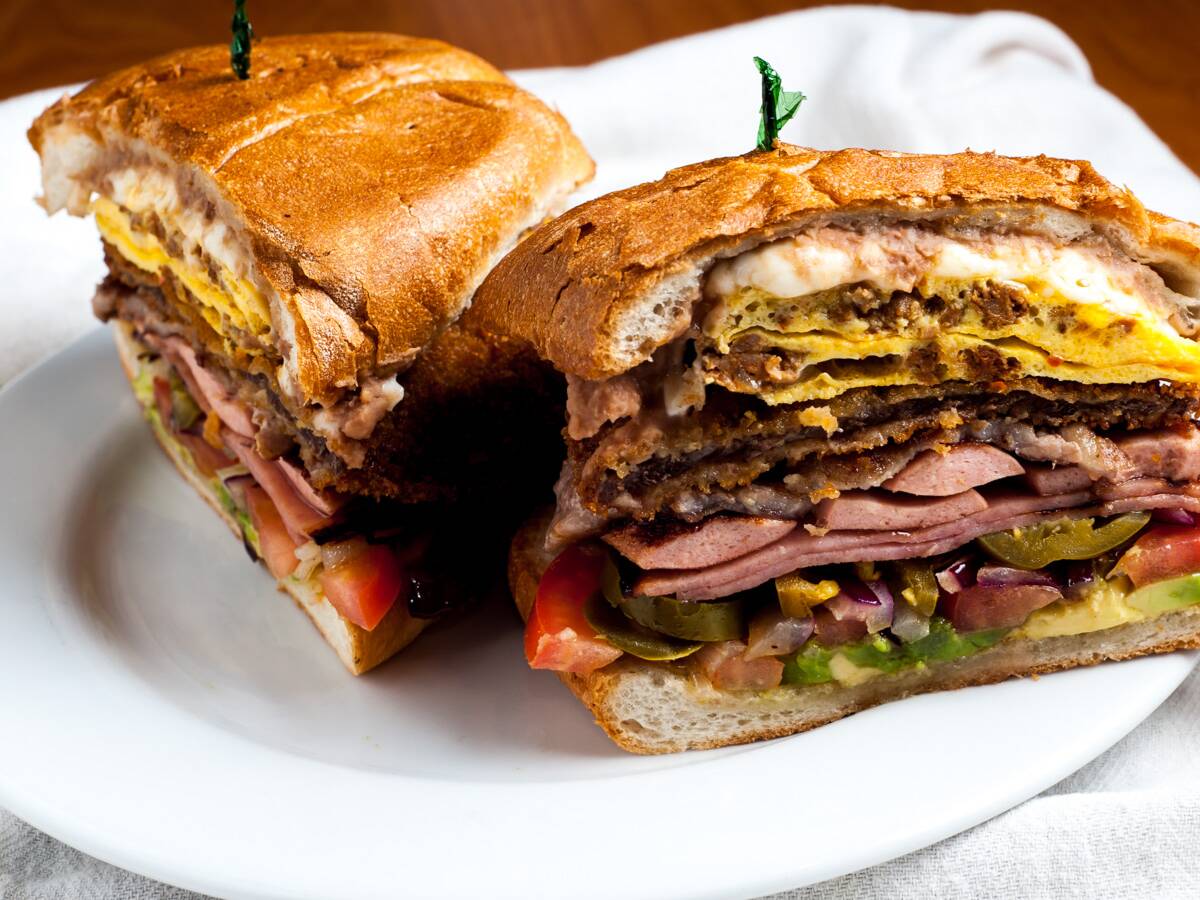 Lomito’s Torta