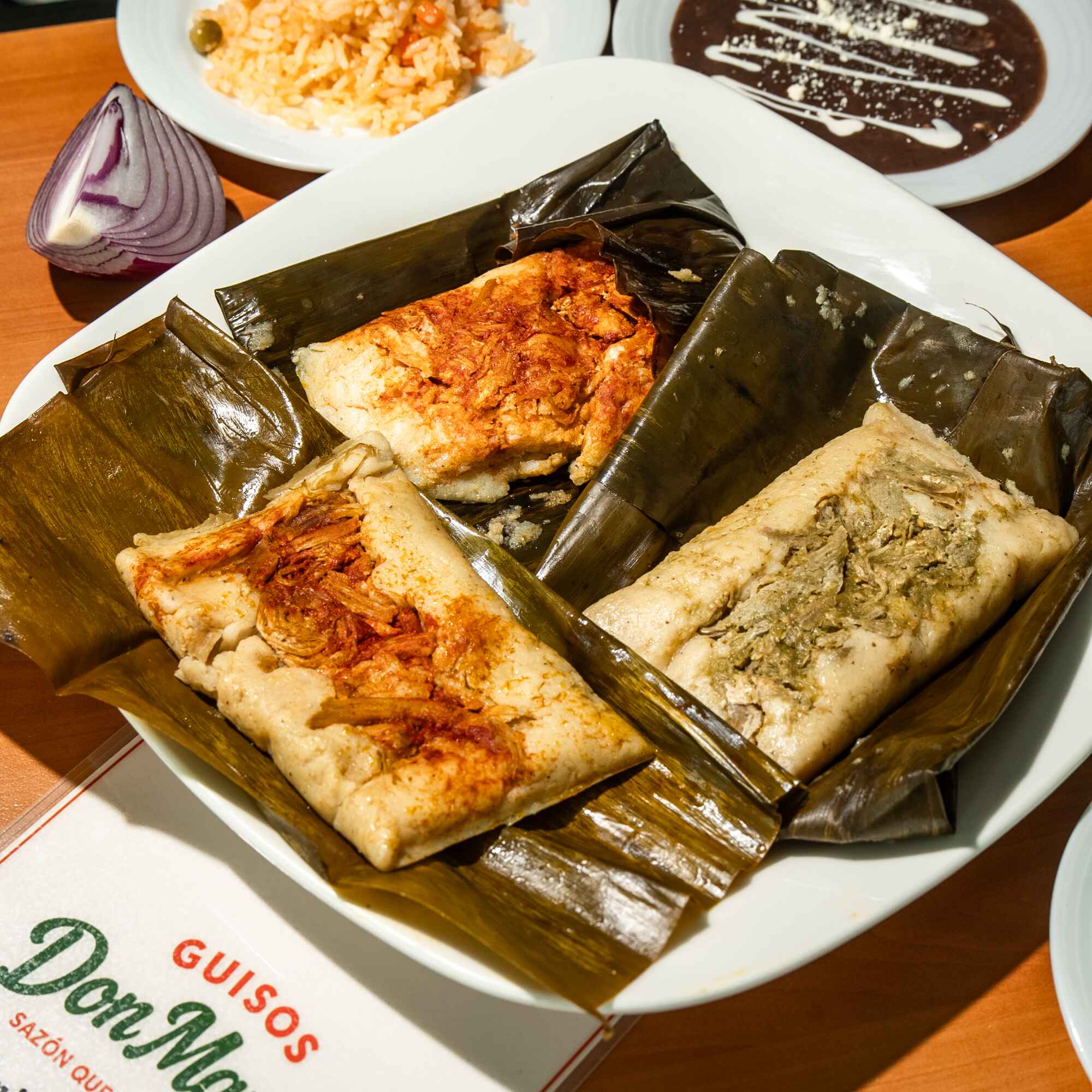Tamales Verdes o Rojos