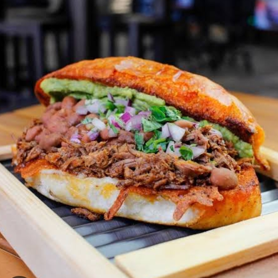 Torta de Birria