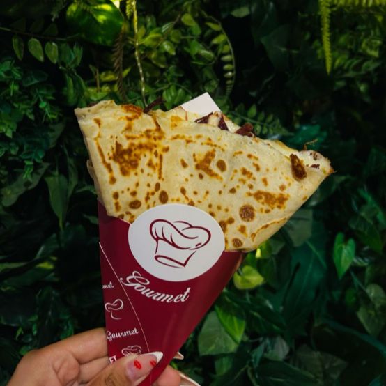 Carne moída com queijo mussarela