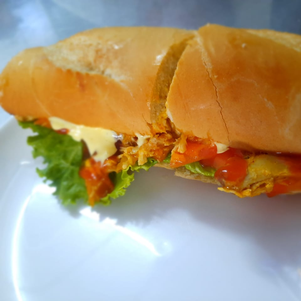 Sándwich de Pollo Mechado