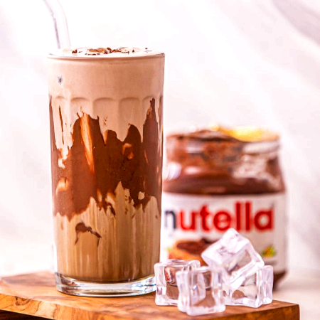 LATTE DE NUTELLA FRIO