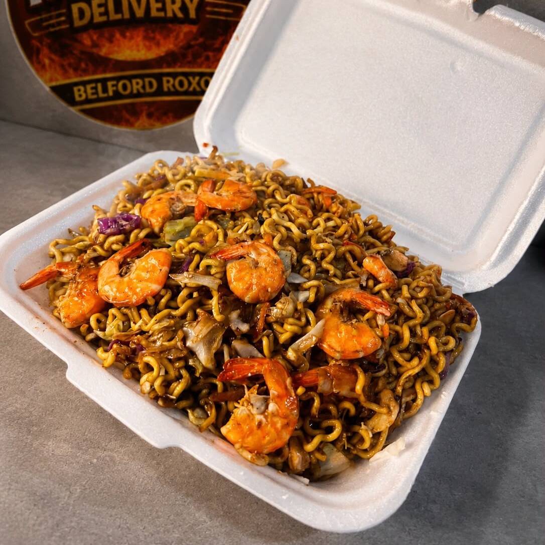 🦐 Camarão Nosso yakisoba vai com repolho branco, repolho roxo, cenoura, cebola, molho shoyu, molho especial da casa e camarão com casca.
QUANTIDADE DE CAMARÕES POR TAMANHO
P de 8🦐 a 10🦐 | M de 10🦐 a 12🦐 | G de 12🦐 a 14🦐 | S de +15🦐