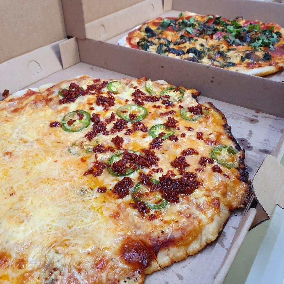 Pizza mitad y mitad