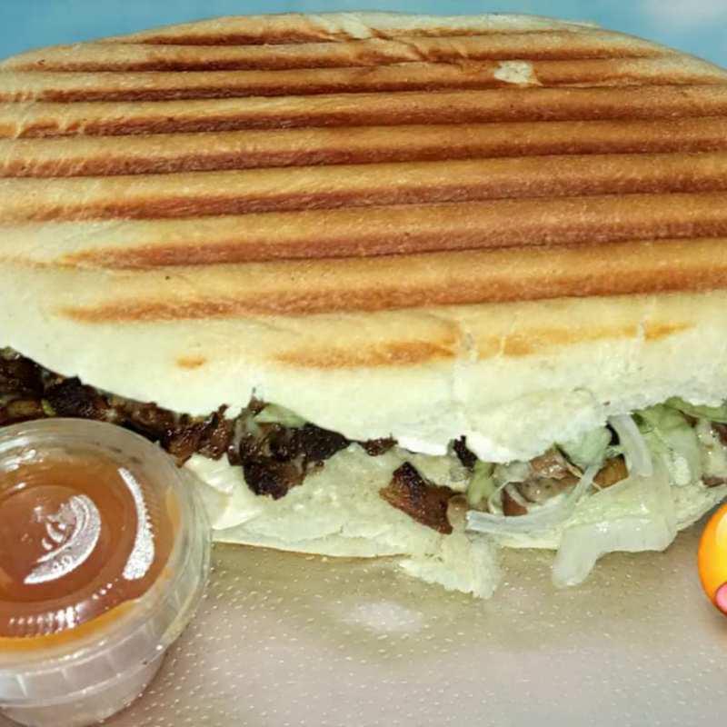 Torta de Carne Asada