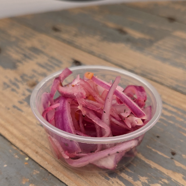 Cebolla Curtida y Habanero