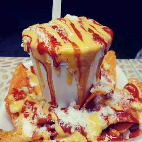 Elotes Chorreados