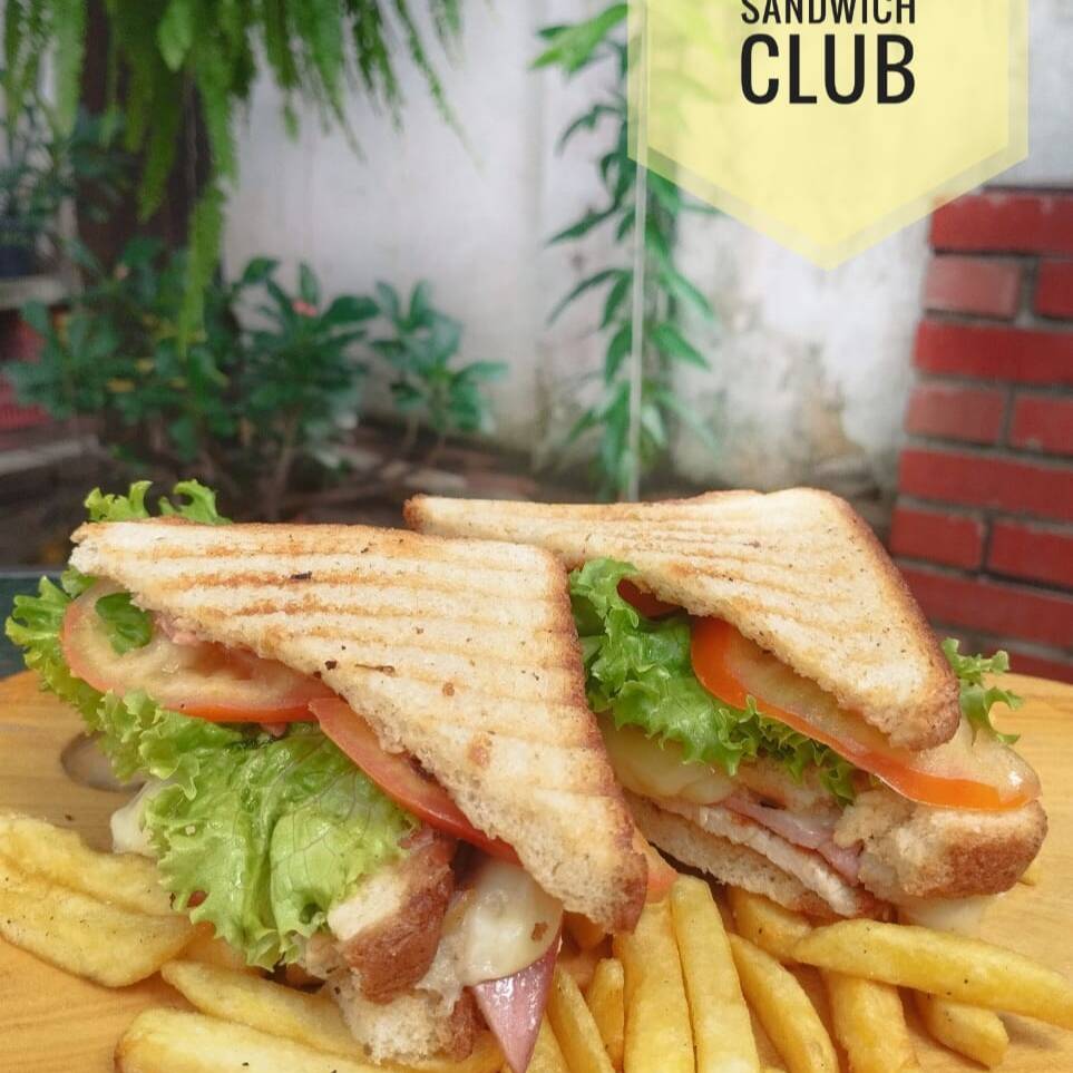 Sándwich Club+Gaseosa