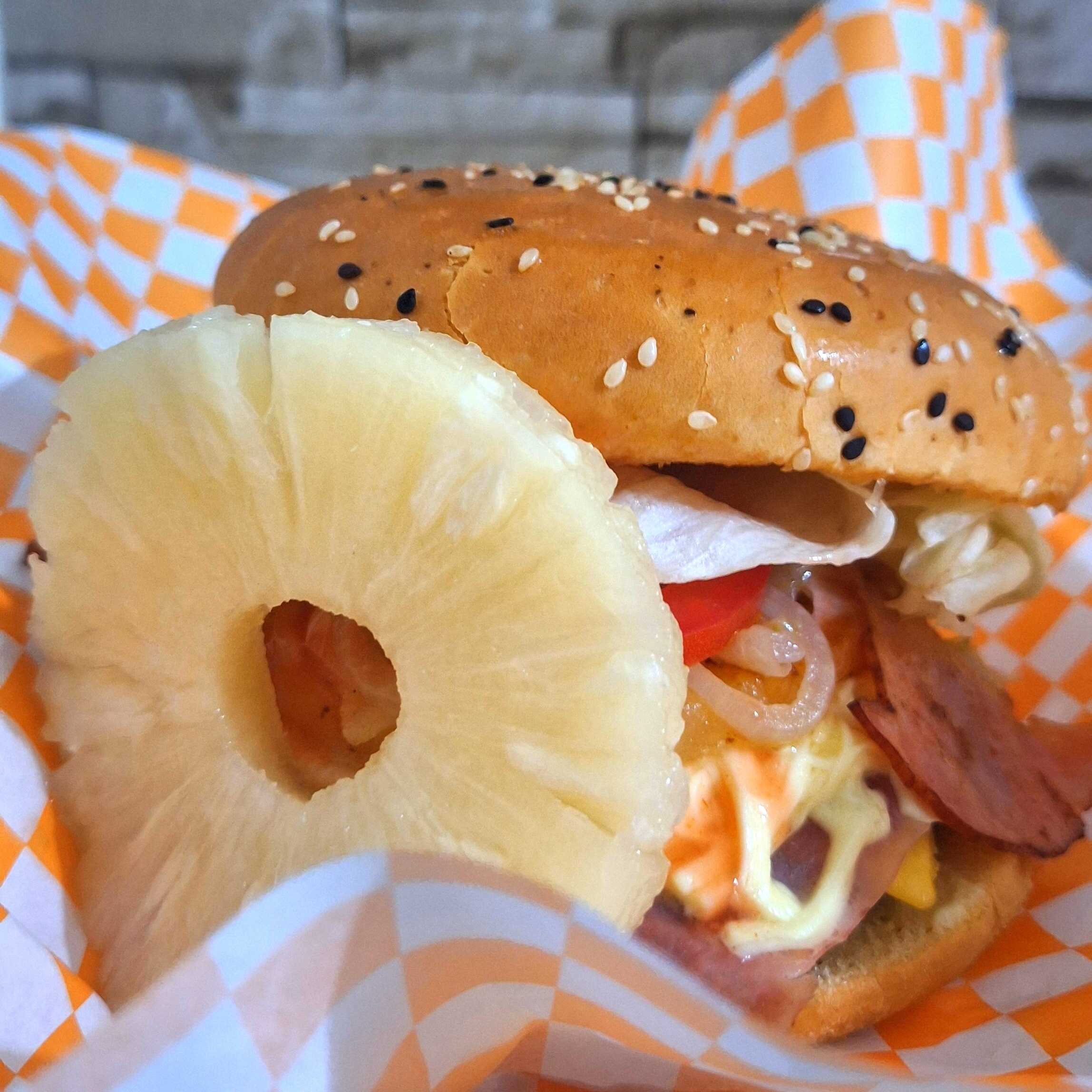 Hamburguesa Parrillera Hawaiana
