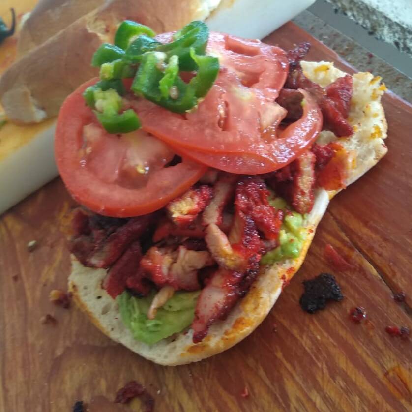 Lonche de Aguacate