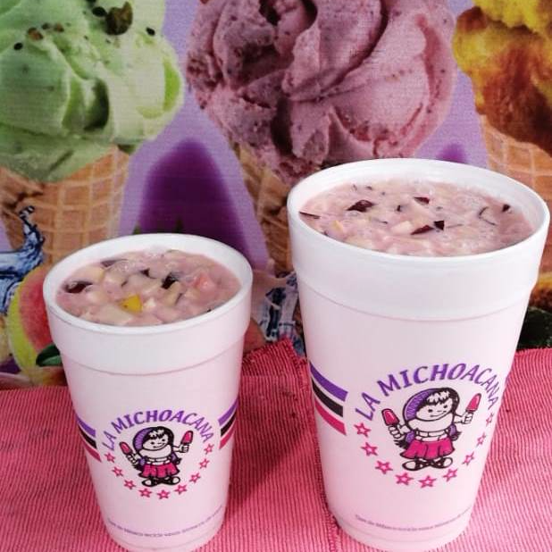 agua de frutas.