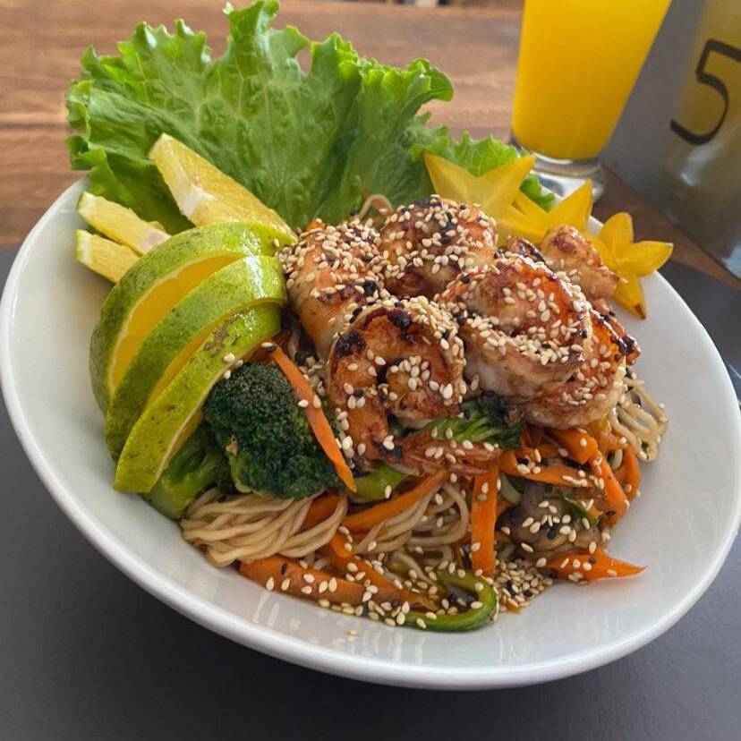 Yakisoba de camarón