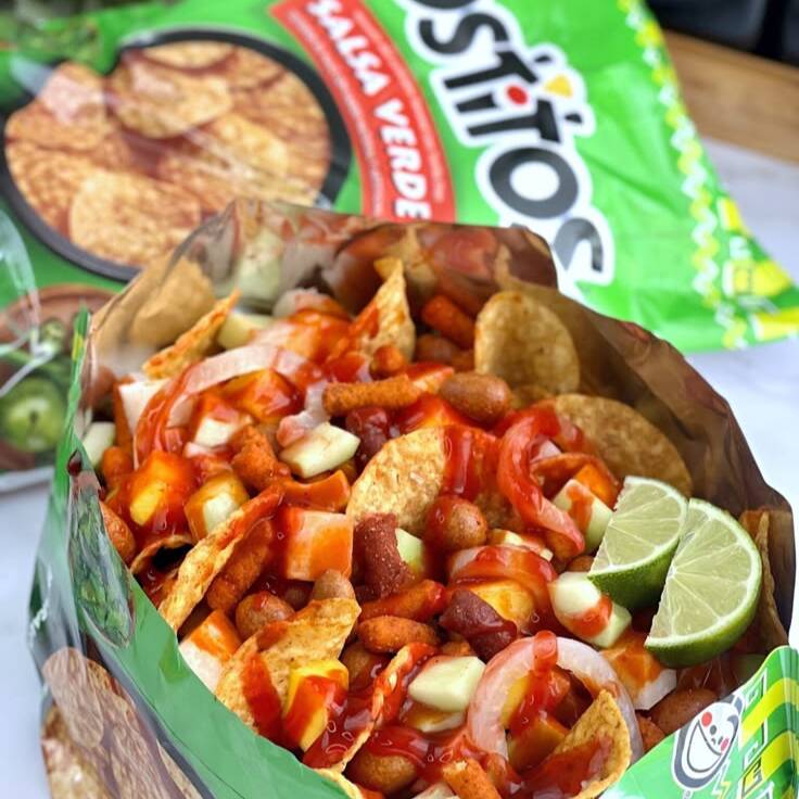 Tostilocos en Charola