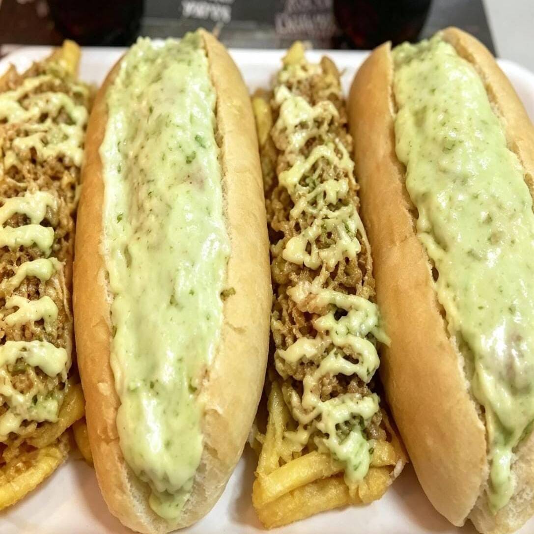2×1 Perros Gratinados + Papas Francesas
