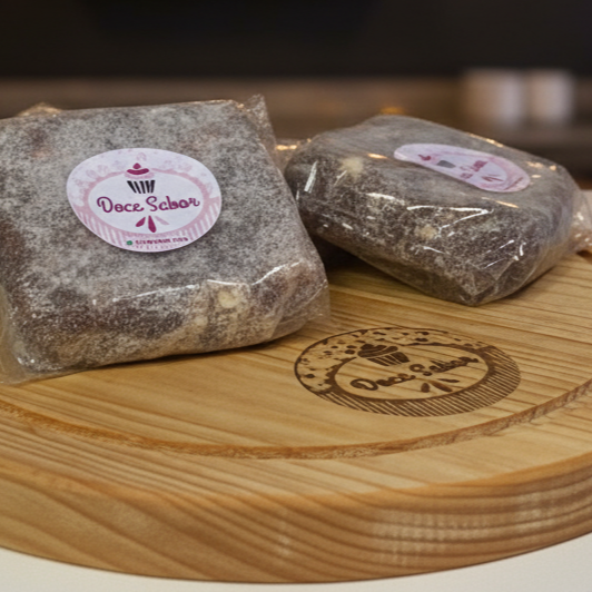 Nossa Maravilhosa Palha!!! Aquela receitinha clássica de brigadeiro com pedaços de biscoito de maisena... Um sabor incrível!!!