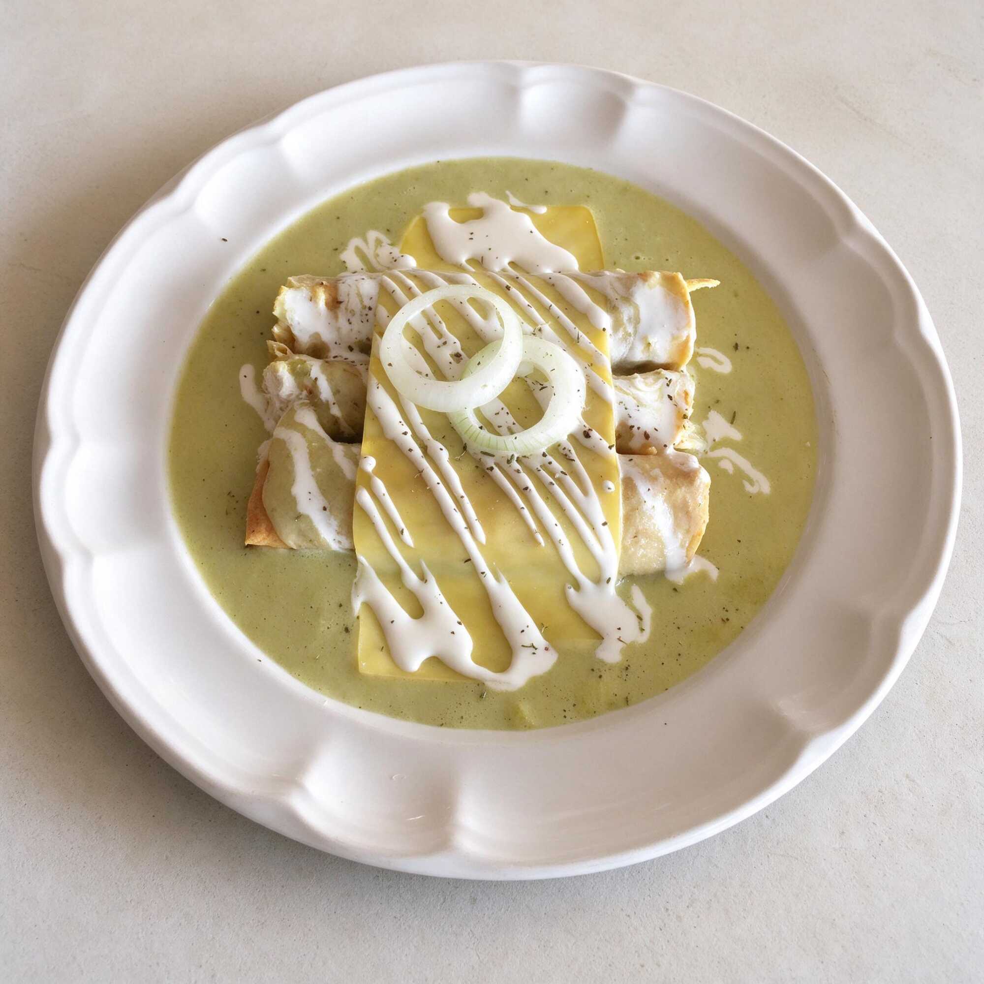 Enchiladas Suizas Con Pollo