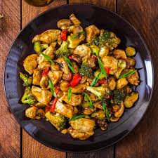 Frango, Camarão, Champignon, Cebola E Pimentão e Acompanha Batata Frita