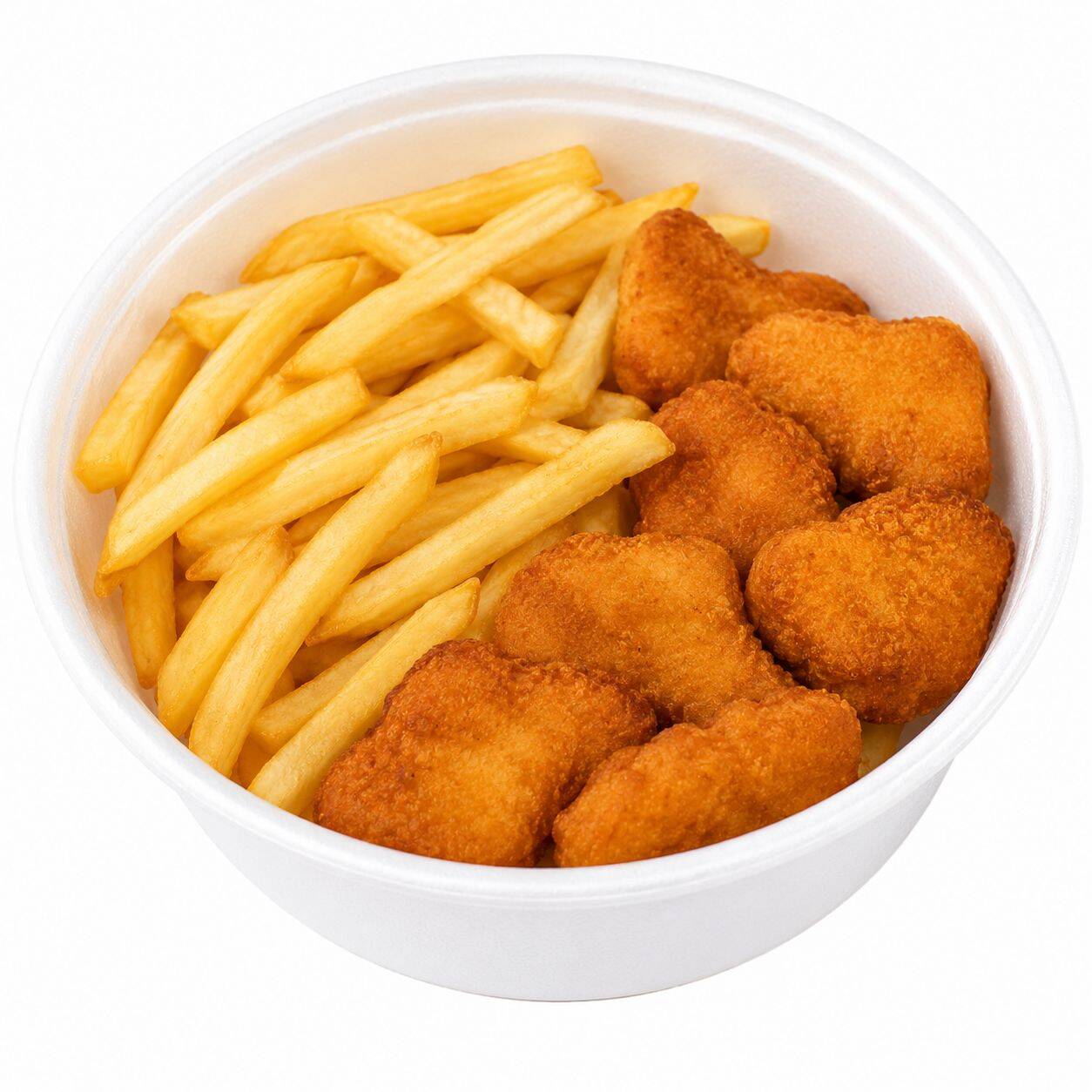 delicioso petisco de nugget com fritas .