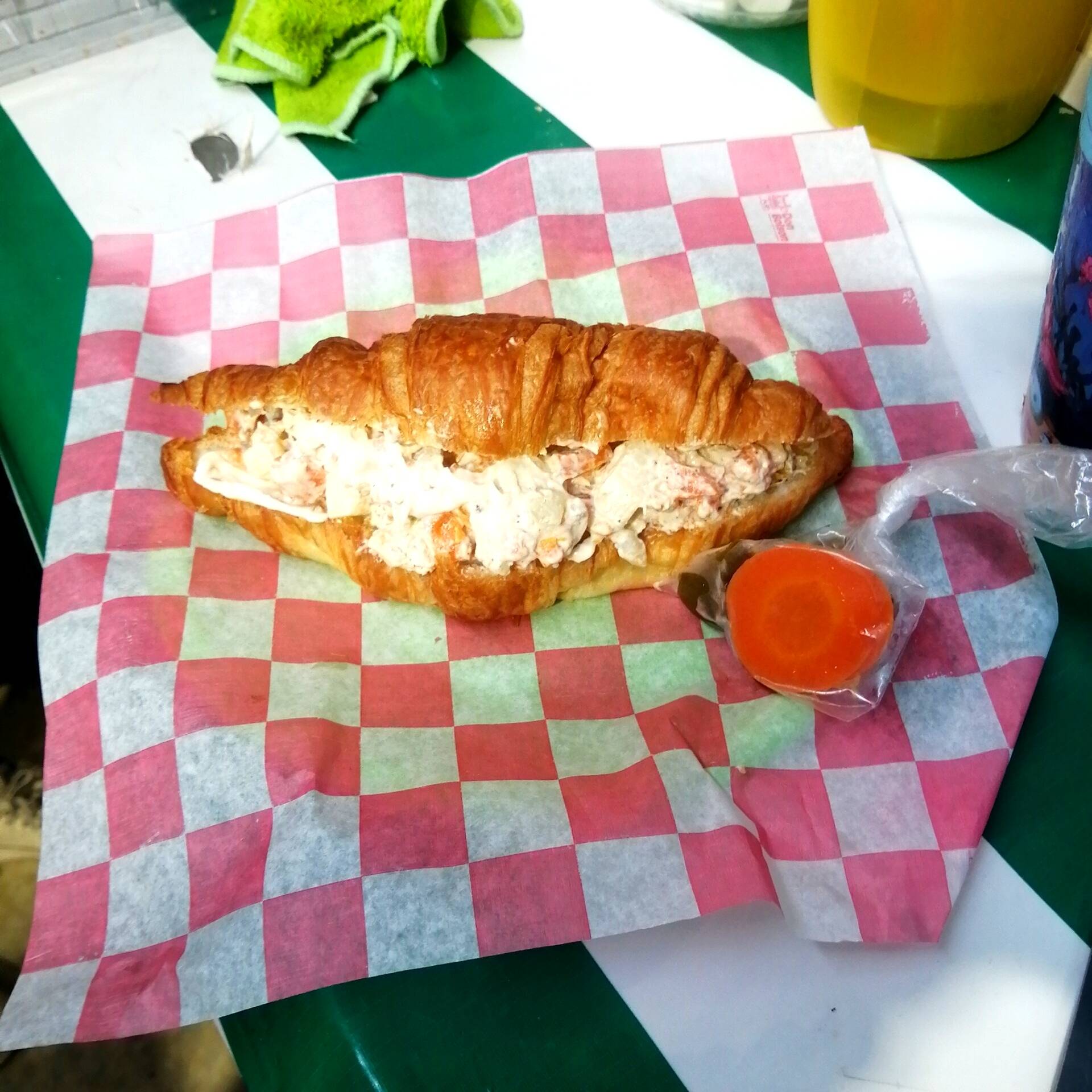 Croissant de Ensalada Rusa
