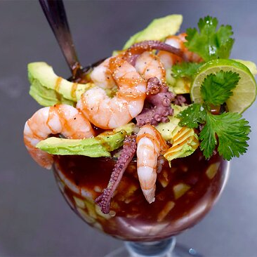 Coctel Mixto de Pulpo y Camarón Grande