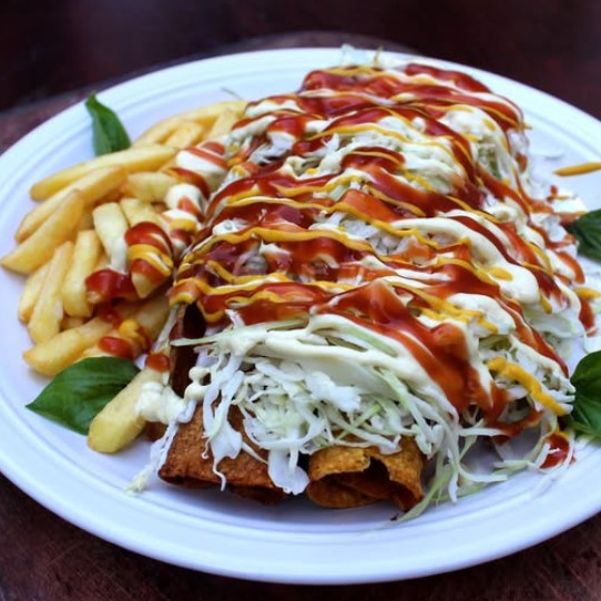 Mega Taco Pura Vida