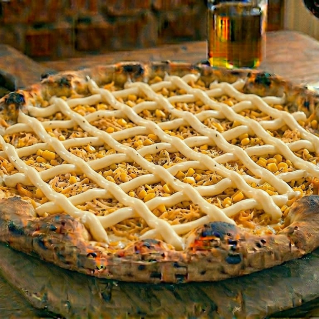 Muçarela, frango, milho, catupiry e orégano
