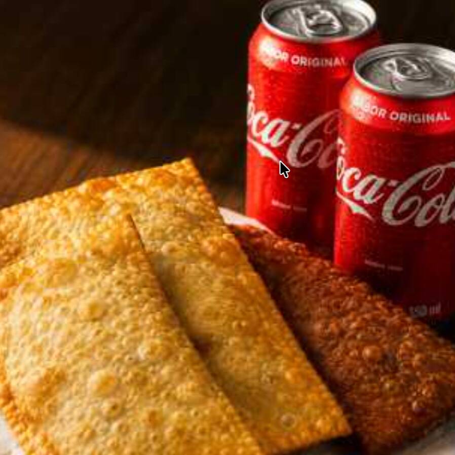 2 pastéis crocantes e deliciosos + 1 bebida para completar seu lanche! Escolha seus sabores favoritos e aproveite essa combinação caprichada para matar a fome com muito sabor!