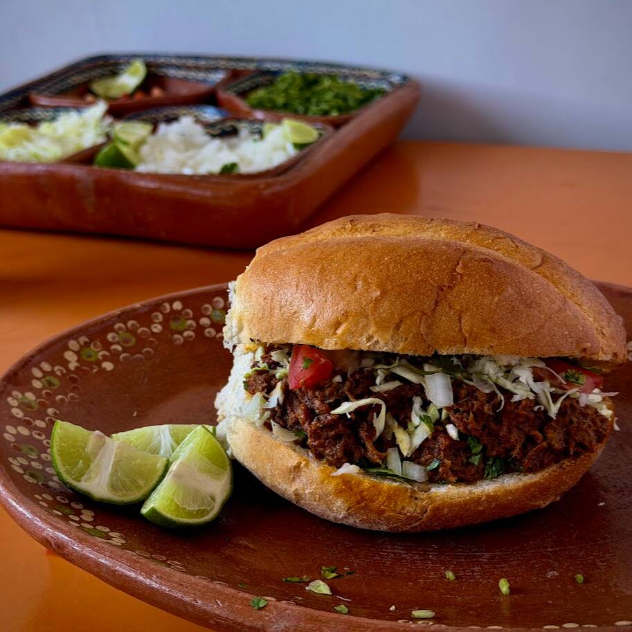 Lonche de Barbacoa