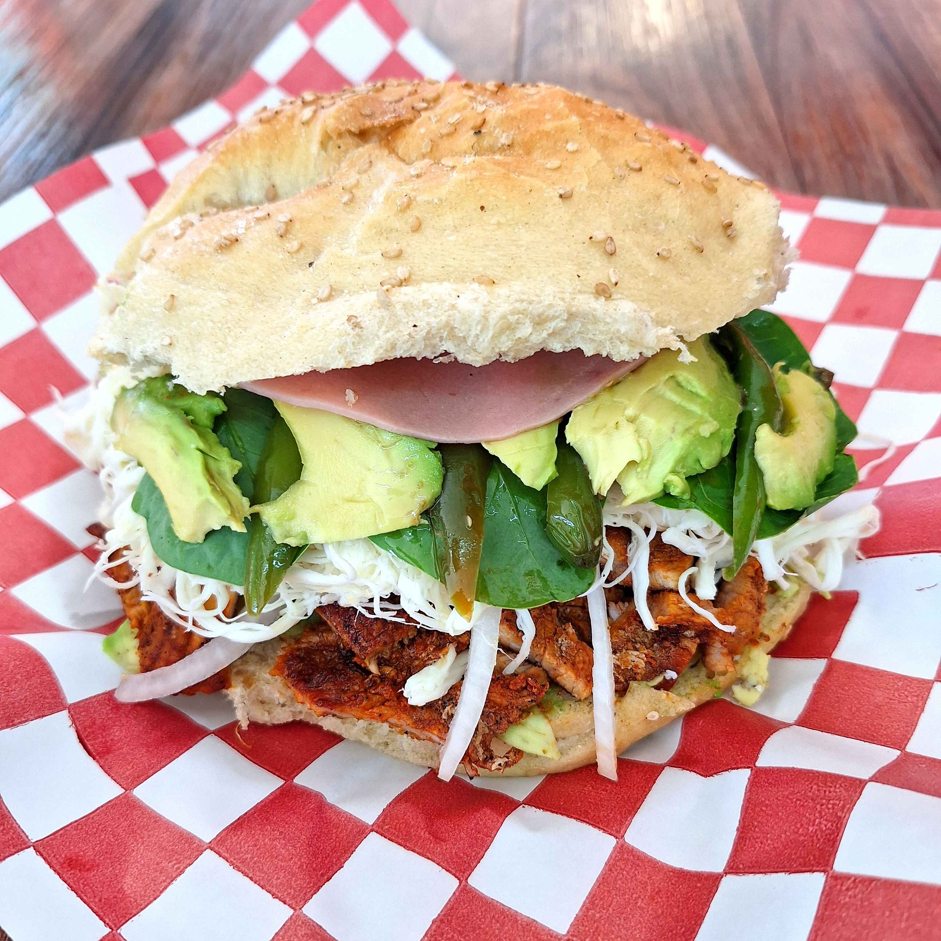 Cemita de Carne Enchilada