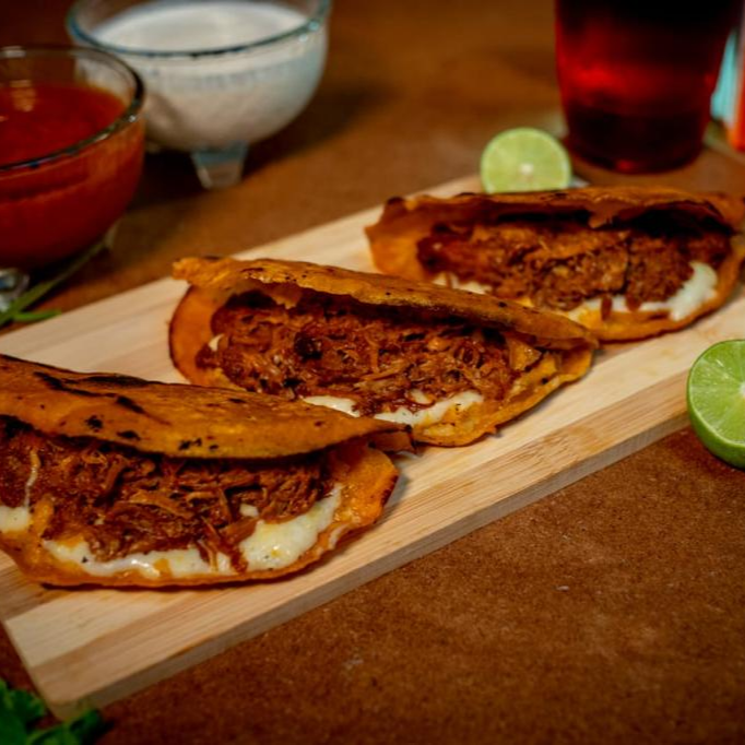 Combo 3 Tacos de Birria mas Coca