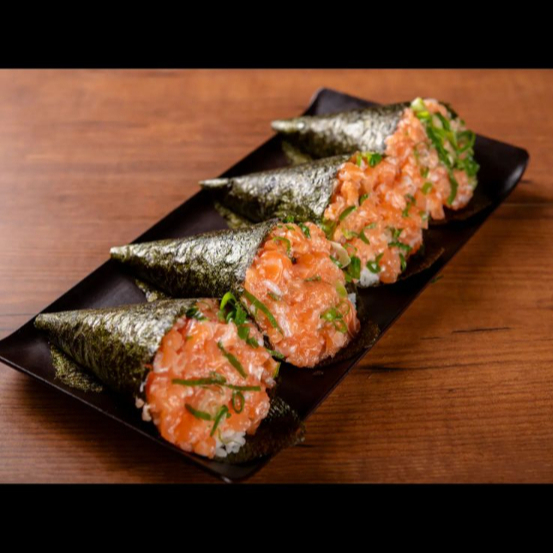 Temaki de 150g cada! Acompanha 4 deliciosos temaki a sua escolha