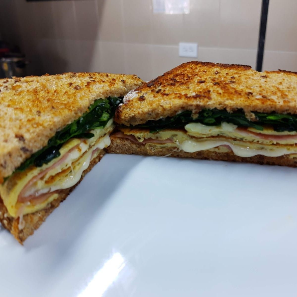 Breakfast sandwich