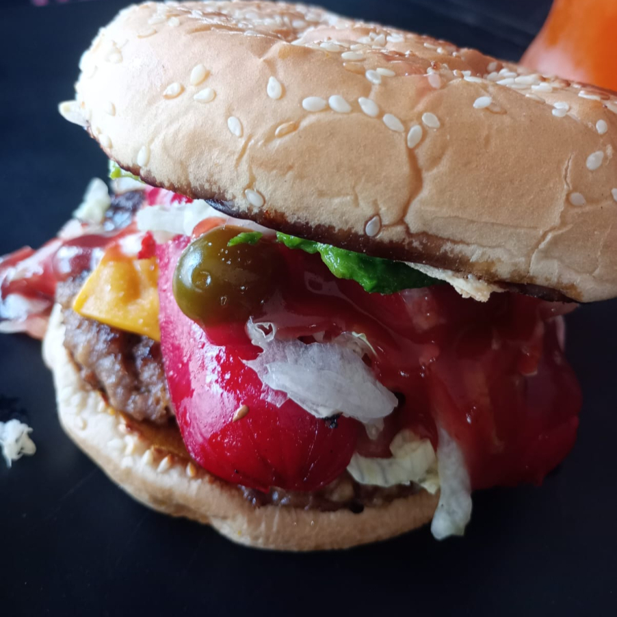 SALCHIBURGER