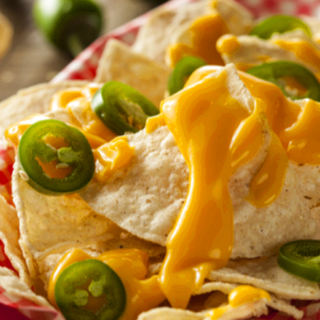 Nachos A La Mexicana Con Chorizo, Frijol, Aguacate