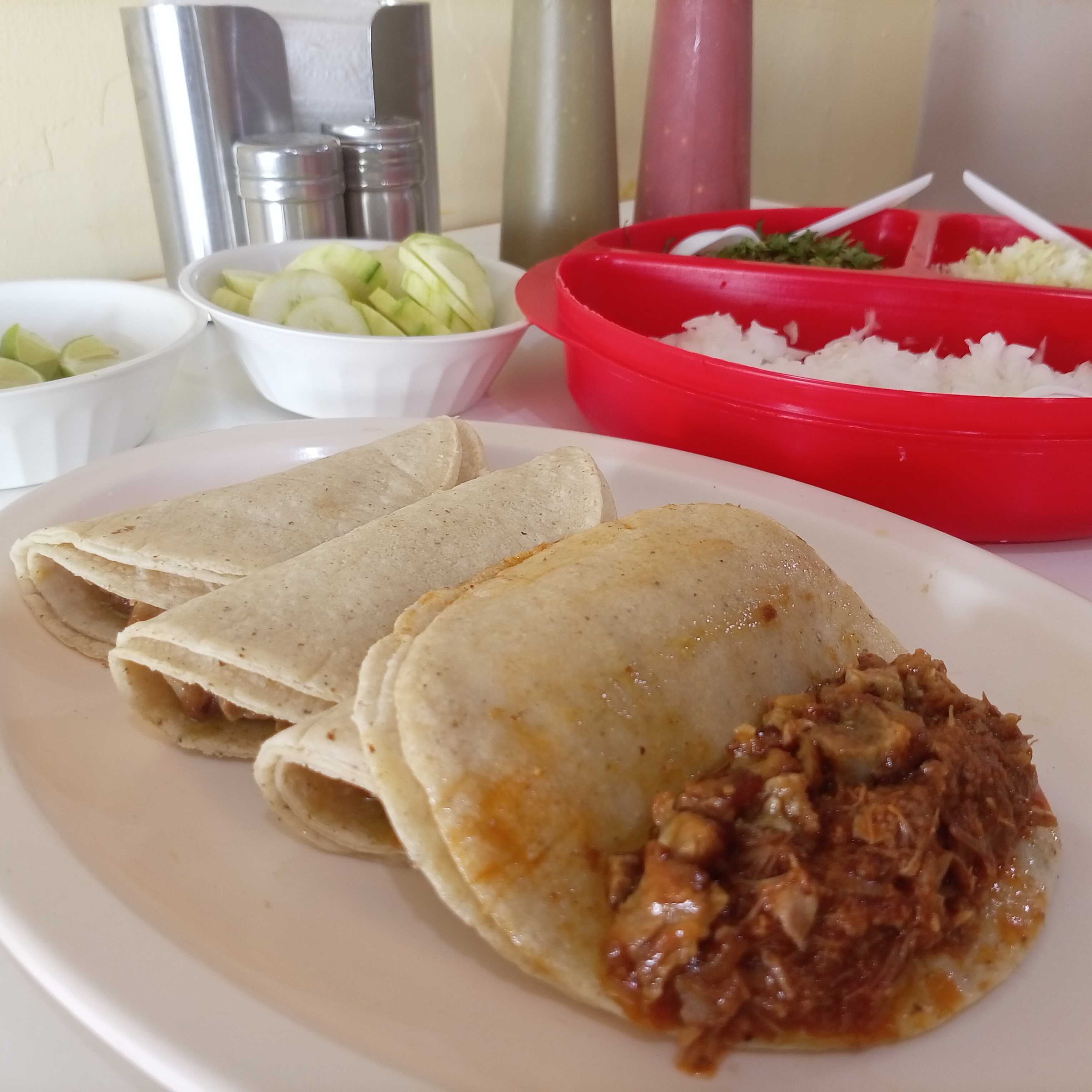 Taco Combinado de Costilla/chicharron en Salsa