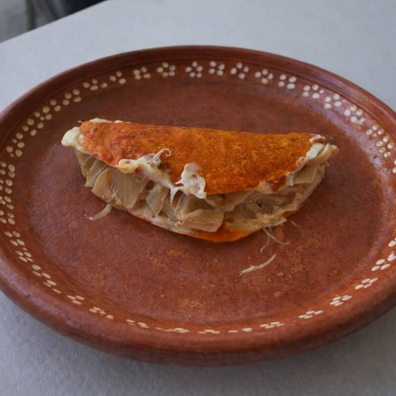 Quesadilla Dorada con Panza
