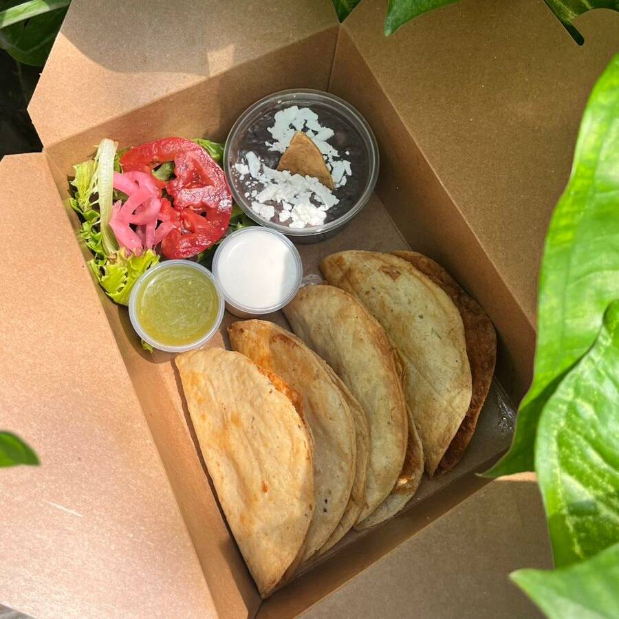 Orden de Tacos Dorados