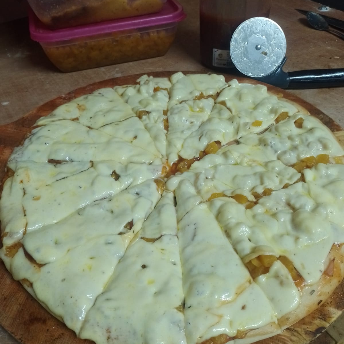 Pizza Familiar 8 Porciones Opción 2 Sabores