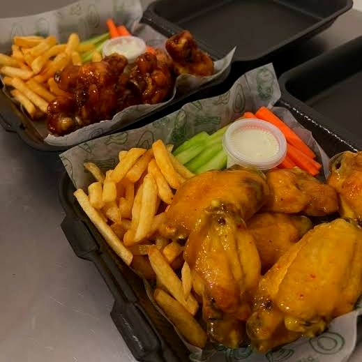 10 Alitas Mango Habanero Más Papas