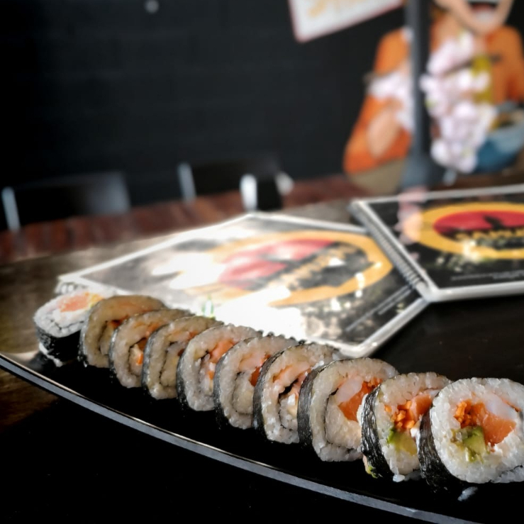MAKI ROLL SUSHI