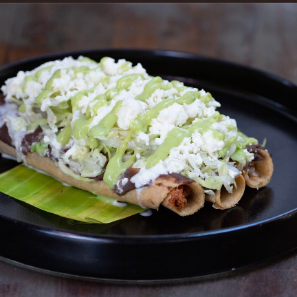 Tacos Dorados de Picadillo de Pollo