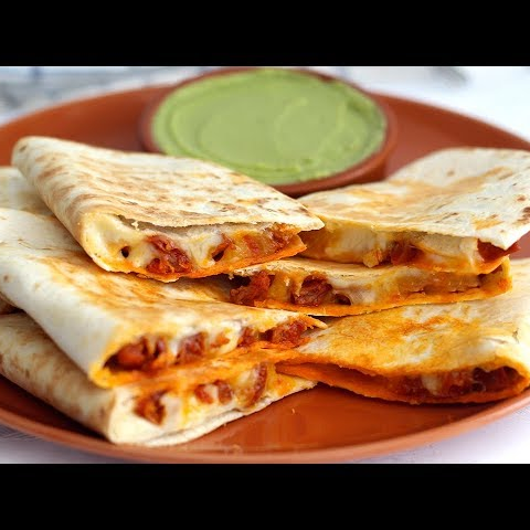 Quesadilla de Harina con Chorizo