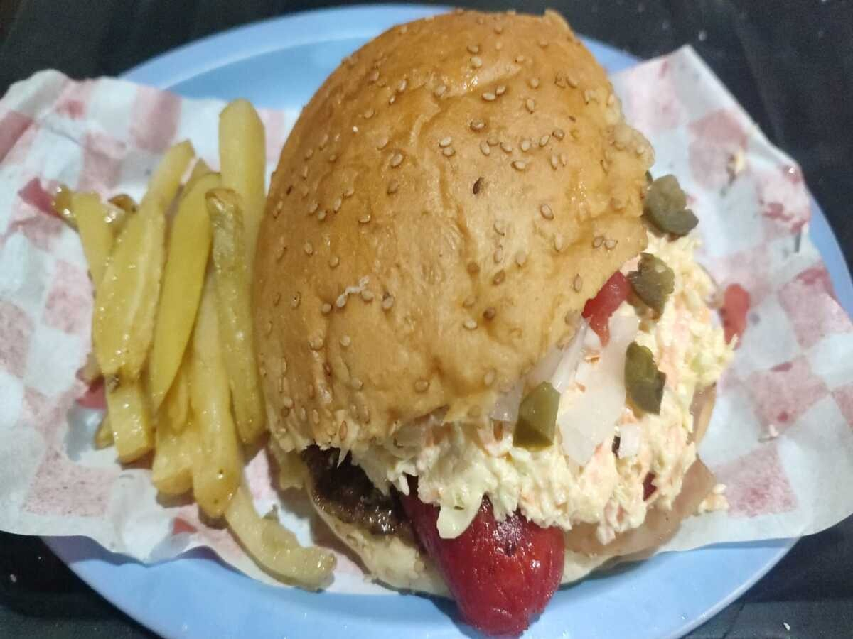 Hot Dogs Burgers Pachangon